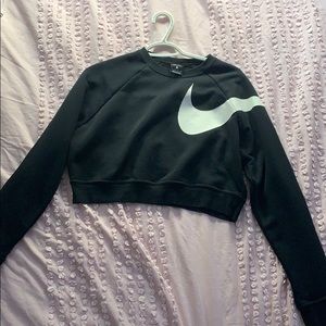 Nike cropped sweatshirt